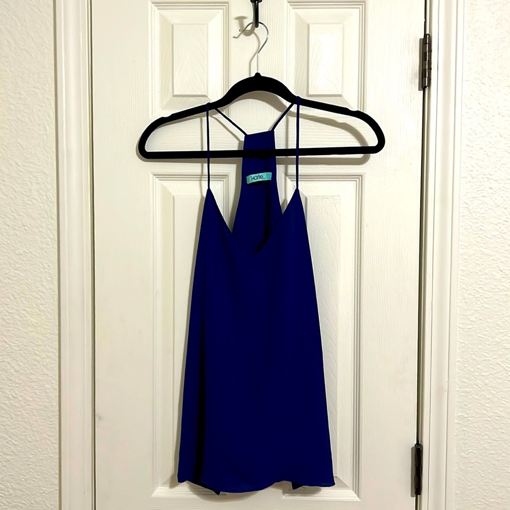 Used royal blue medium tank top!